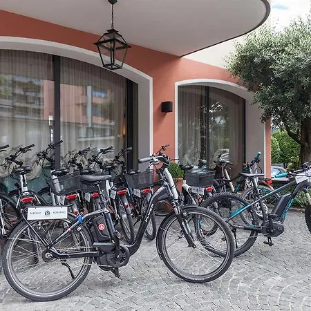 Boutique-hotel Remorino, A Maggiore Garden Hotel