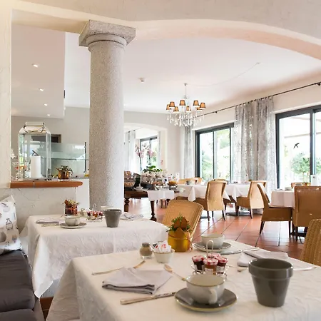 Boutique-hotel Remorino, A Maggiore Garden 4* Minusio