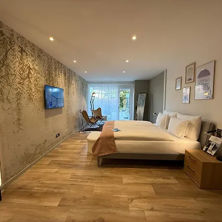 Boutique-Hotel Remorino, A Lago Maggiore Garden Resort Hotel Minusio